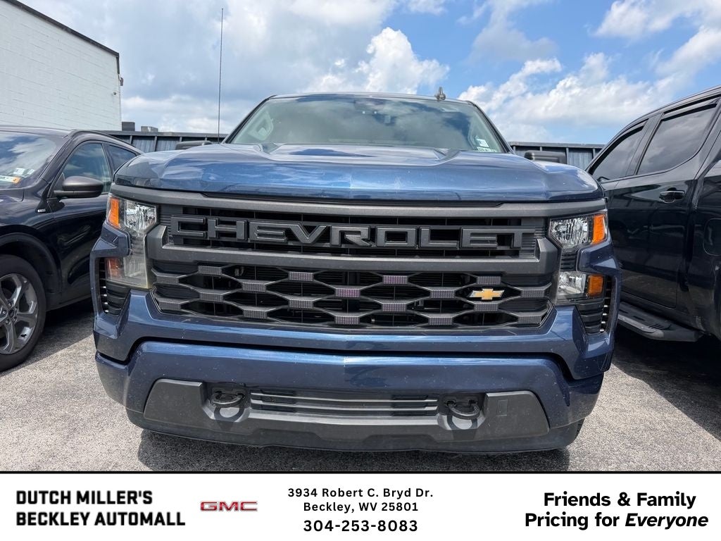 2023 Chevrolet Silverado Custom
