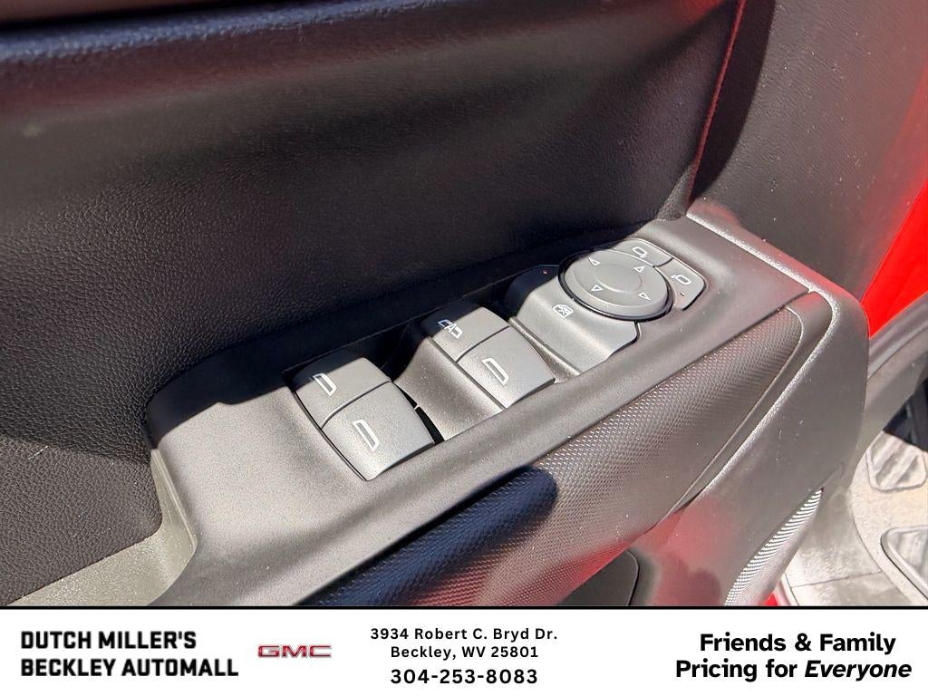 2023 Chevrolet Silverado Custom