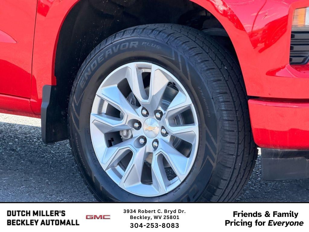 2023 Chevrolet Silverado Custom