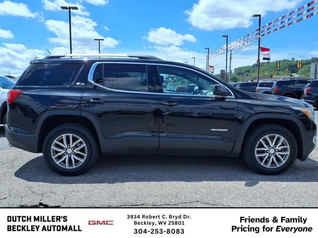 2017 GMC Acadia SLE