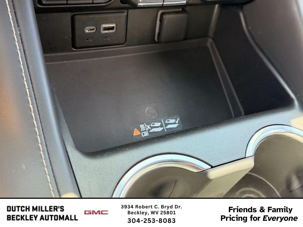2023 GMC Yukon XL SLT