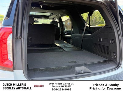 2023 GMC Yukon XL SLT