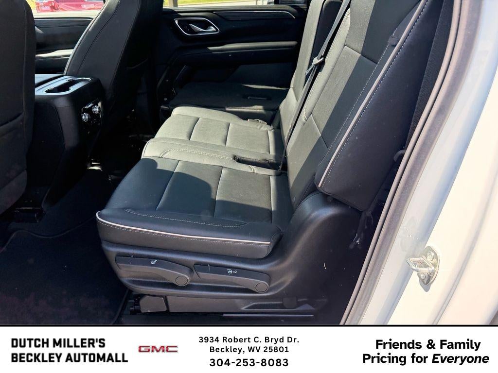 2023 GMC Yukon XL SLT