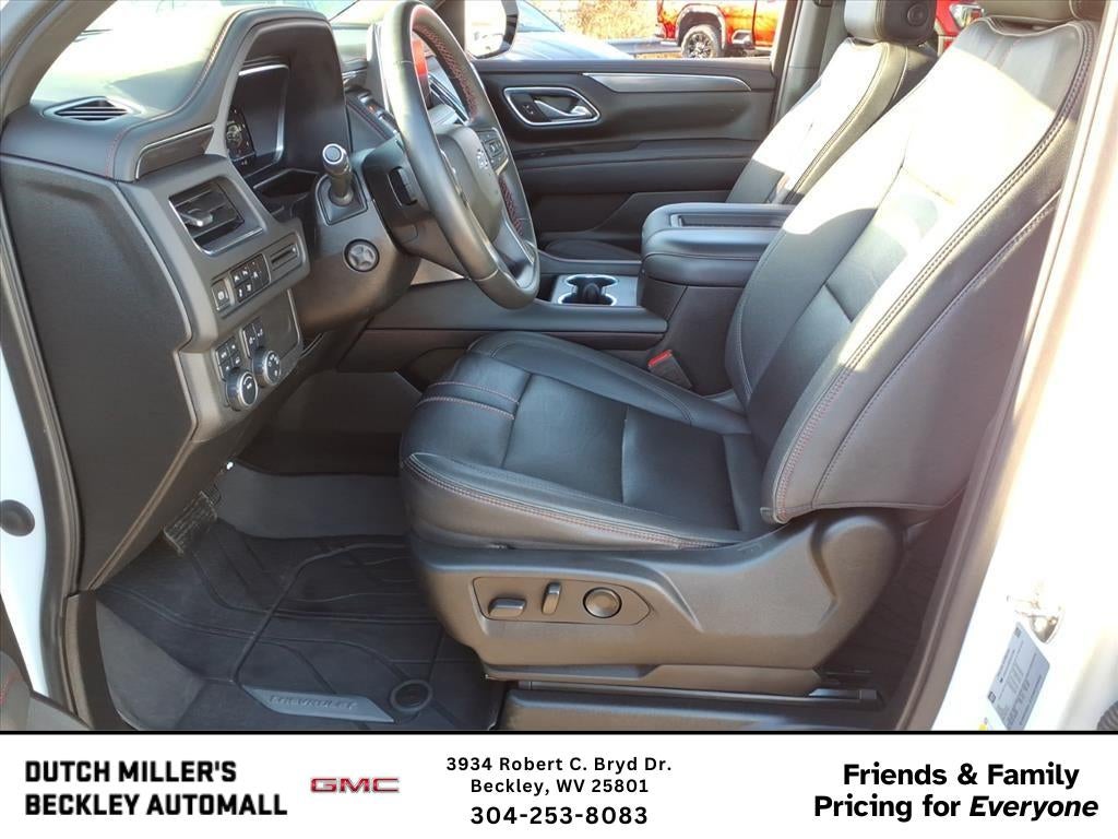 2023 Chevrolet Suburban RST