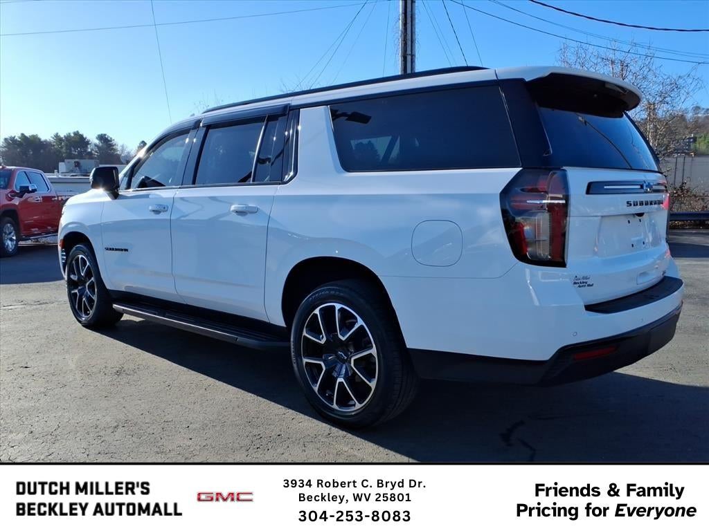 2023 Chevrolet Suburban RST