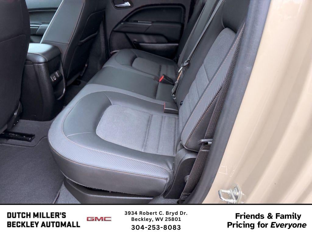 2022 GMC Canyon 4WD AT4 w/Cloth