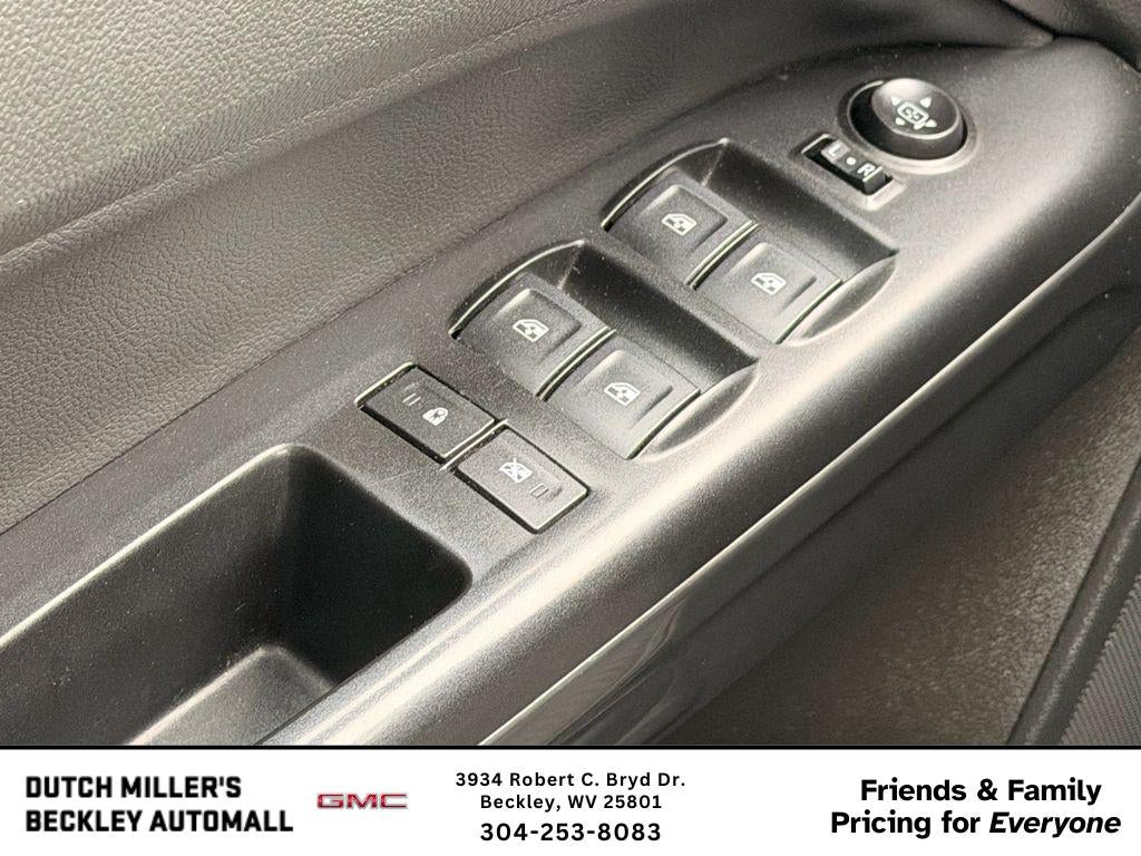 2022 GMC Canyon 4WD AT4 w/Cloth