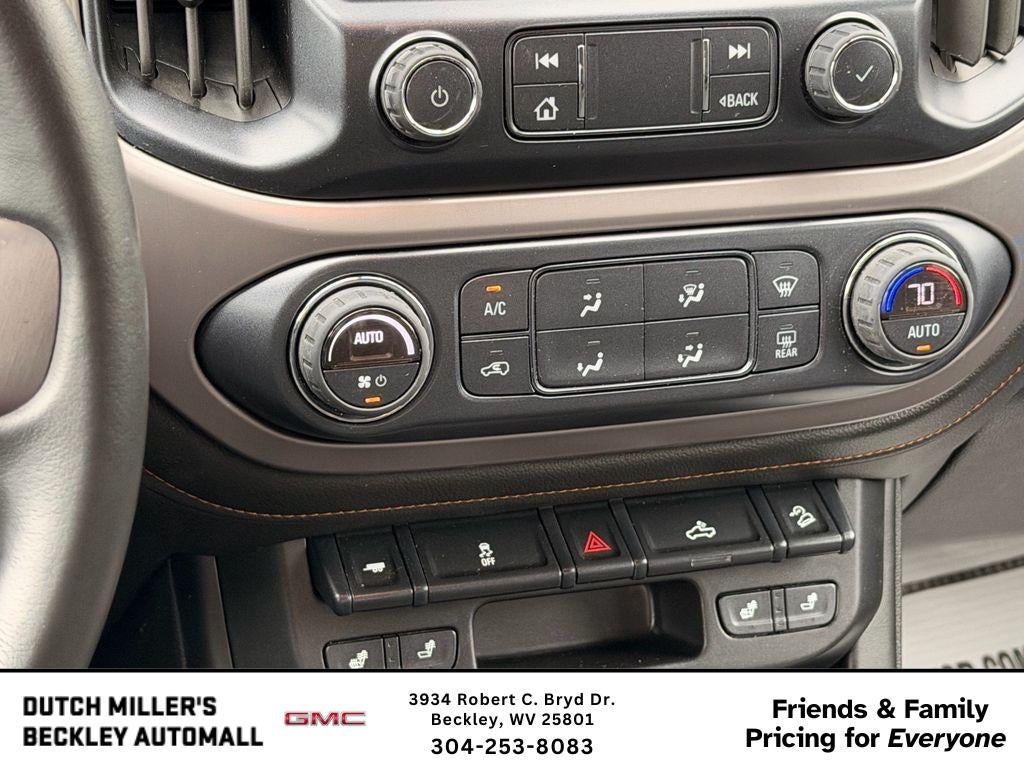 2022 GMC Canyon 4WD AT4 w/Cloth