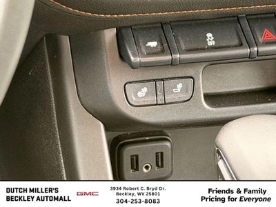 2022 GMC Canyon 4WD AT4 w/Cloth