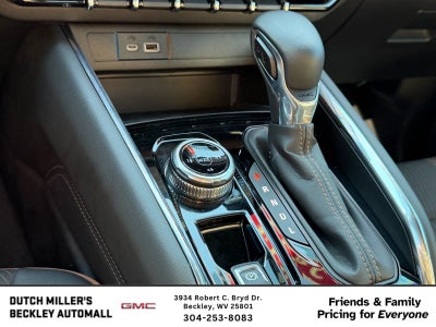 2024 GMC Canyon 4WD AT4