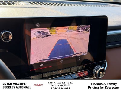 2024 GMC Canyon 4WD AT4
