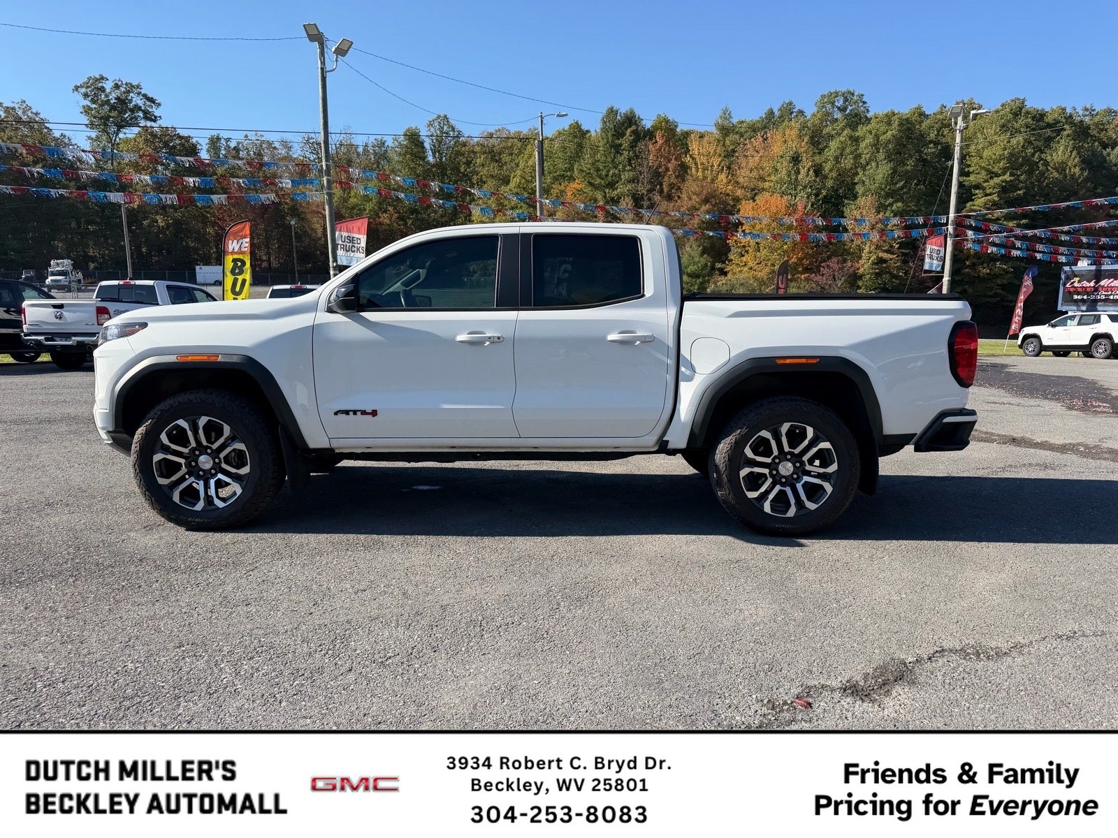 2024 GMC Canyon 4WD AT4