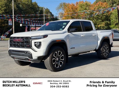 2024 GMC Canyon 4WD AT4