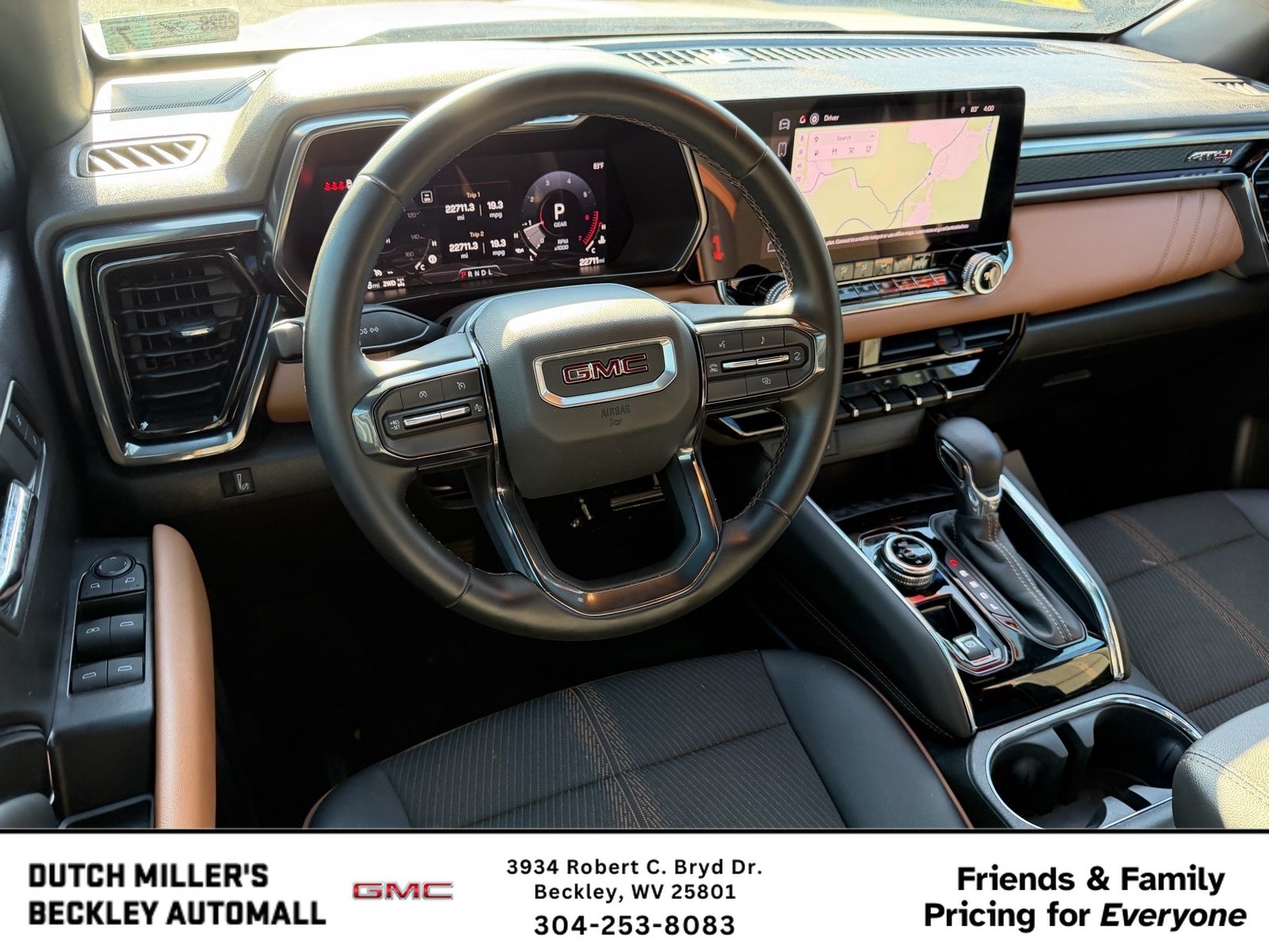 2024 GMC Canyon 4WD AT4
