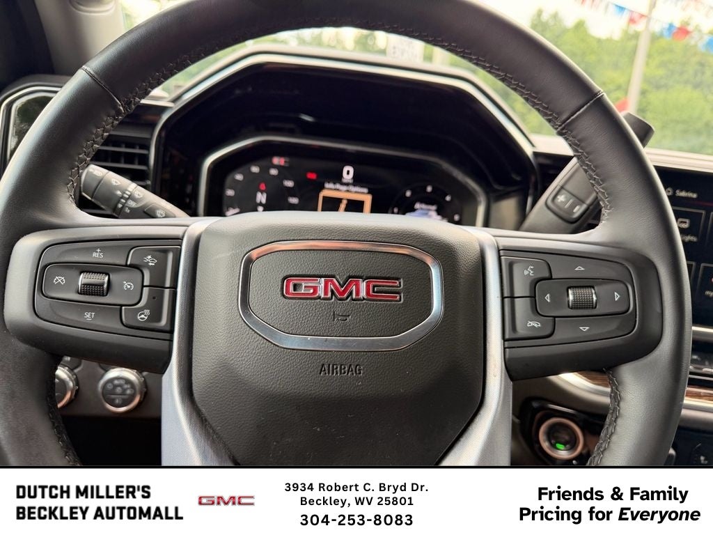 2025 GMC Sierra Elevation