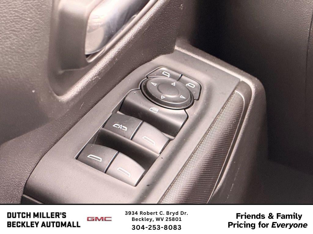 2024 GMC Sierra Pro