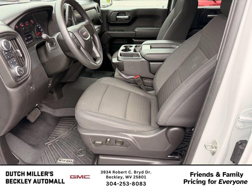 2024 GMC Sierra Pro
