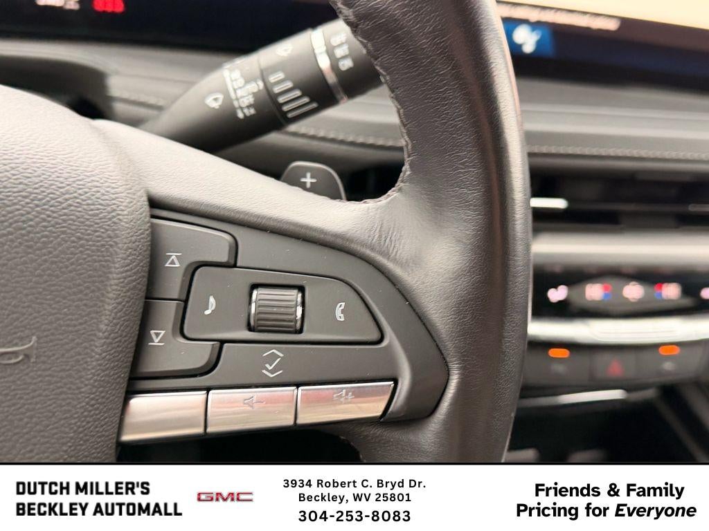 2024 Cadillac XT4 AWD Premium Luxury