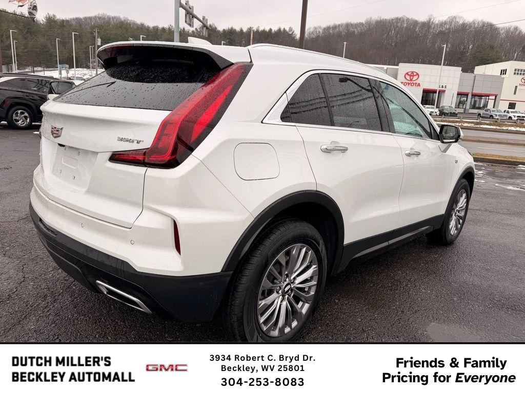2024 Cadillac XT4 AWD Premium Luxury