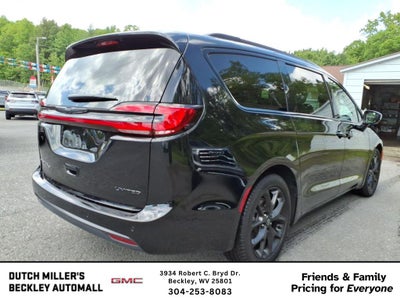 2025 Chrysler Pacifica Limited