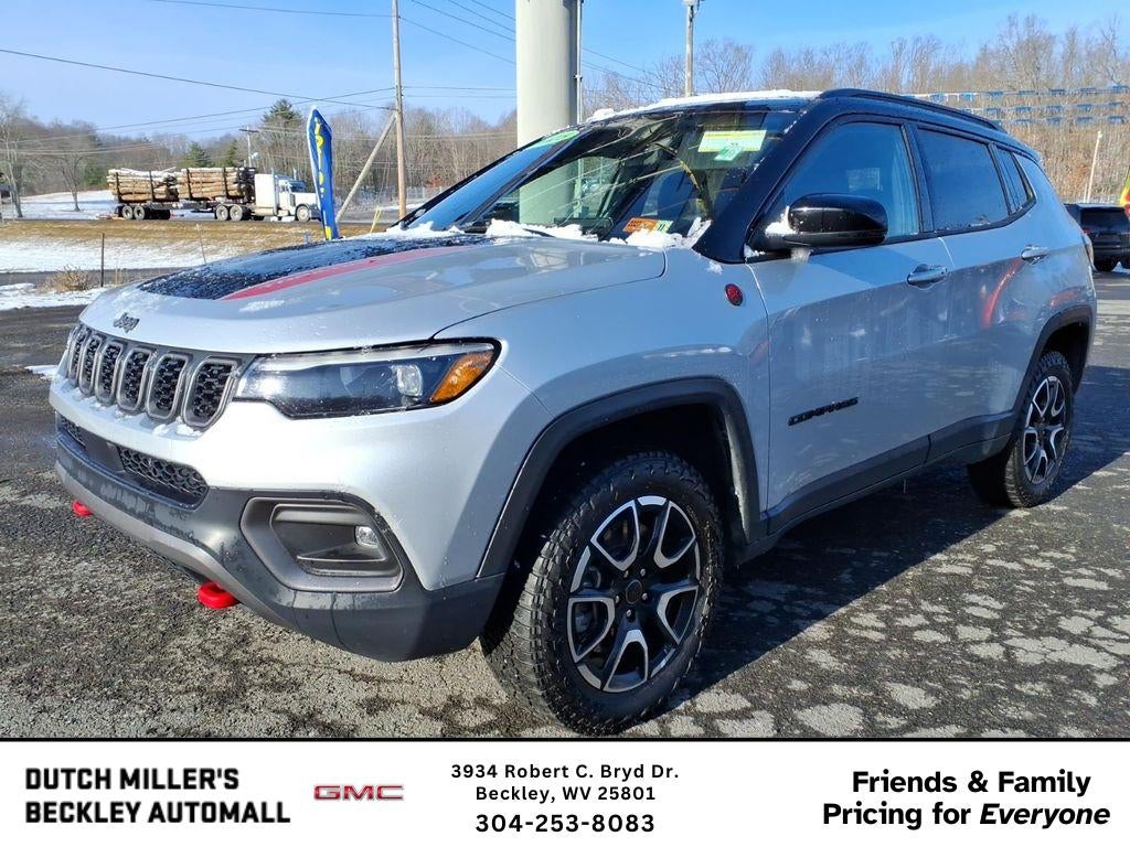 2025 Jeep Compass Trailhawk