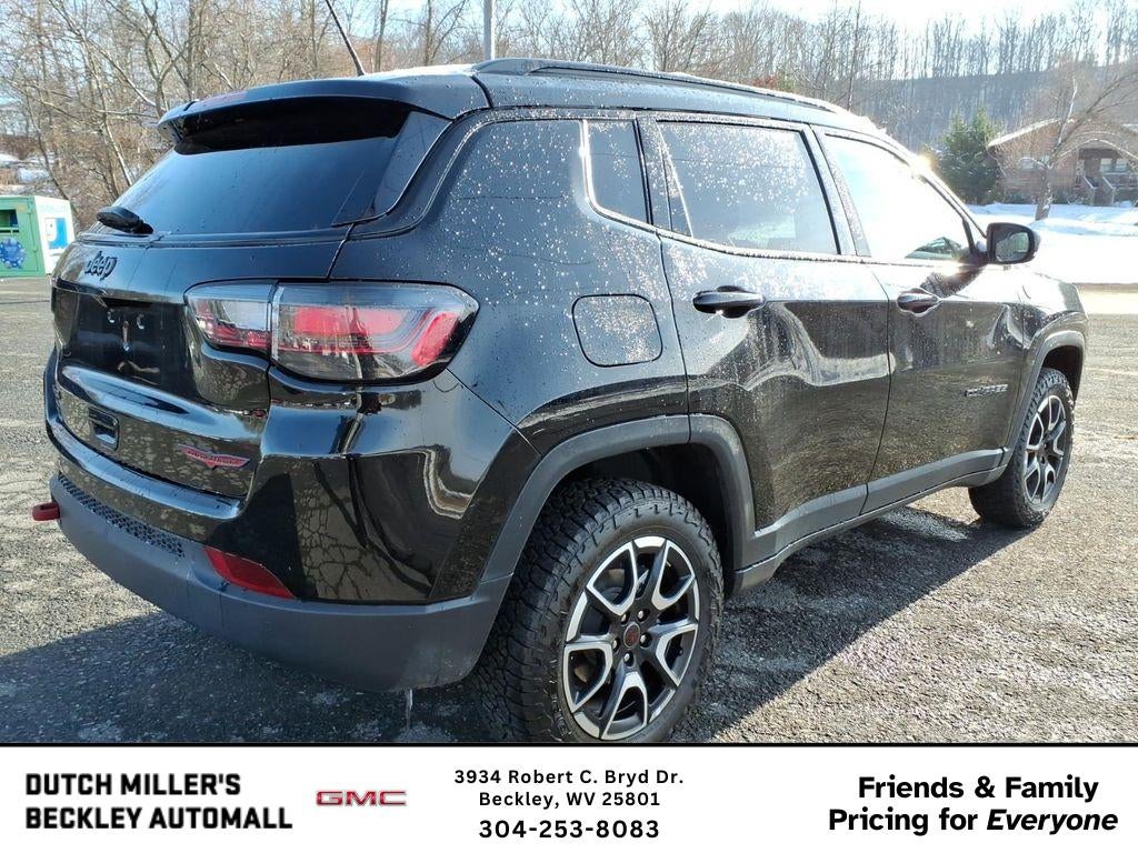 2025 Jeep Compass Trailhawk