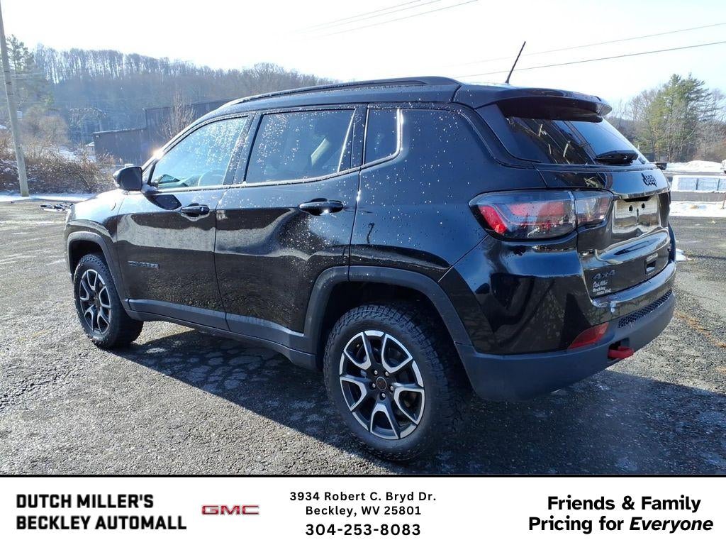 2025 Jeep Compass Trailhawk
