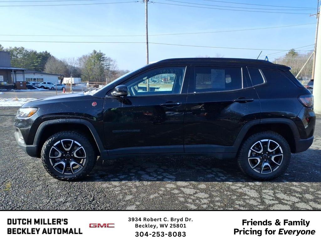 2025 Jeep Compass Trailhawk