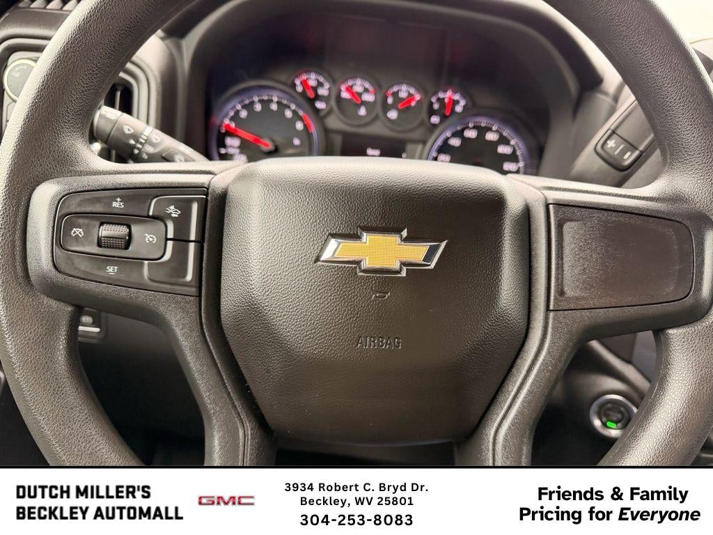 2024 Chevrolet Silverado Custom