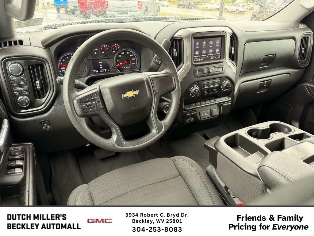 2024 Chevrolet Silverado Custom