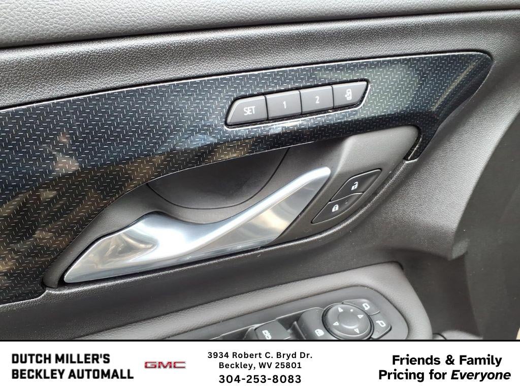 2023 GMC Terrain AT4