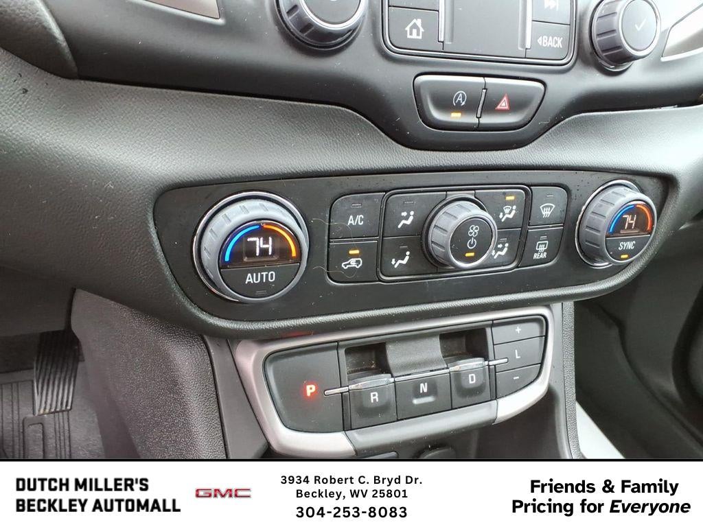 2023 GMC Terrain AT4