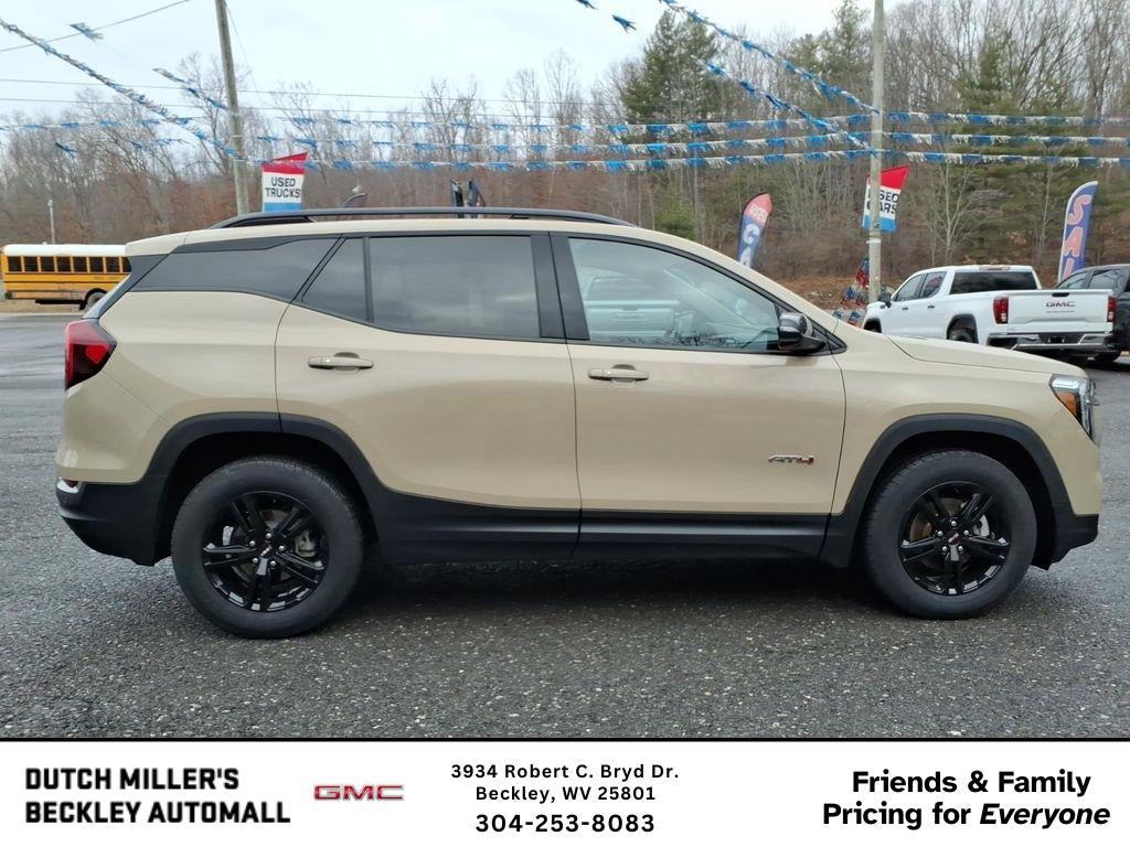 2023 GMC Terrain AT4
