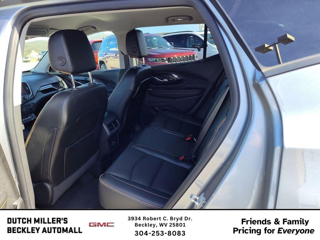 2023 GMC Terrain AT4