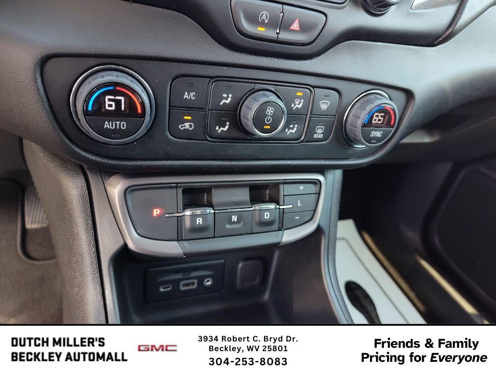 2023 GMC Terrain AT4