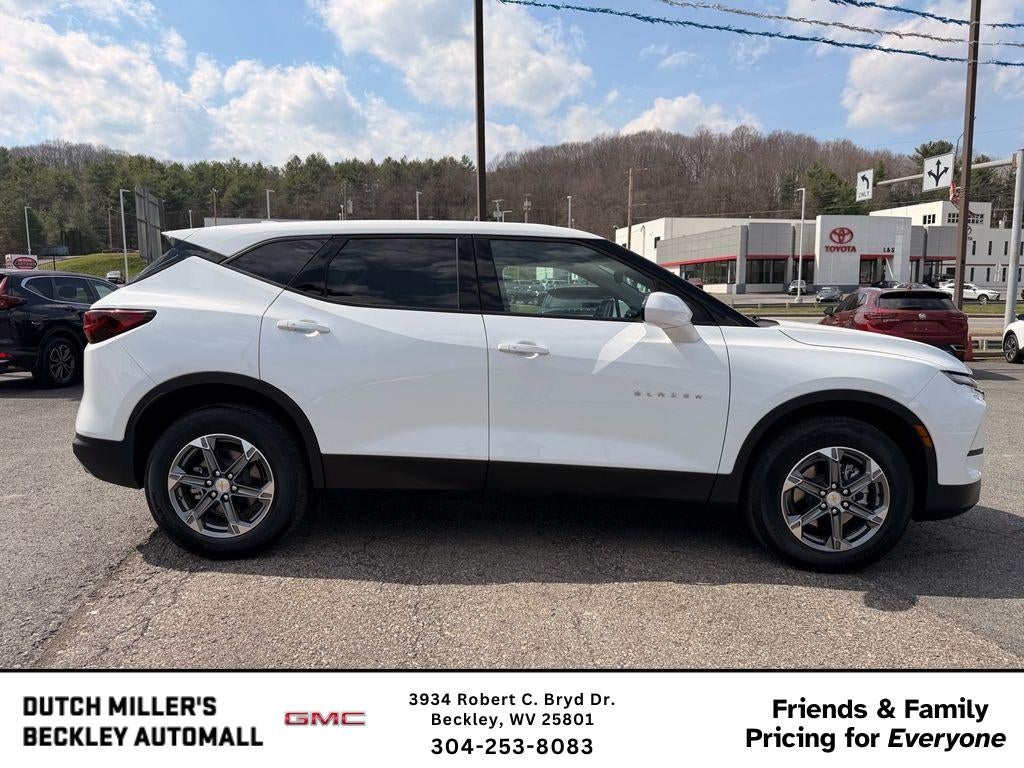 2025 Chevrolet Blazer LT