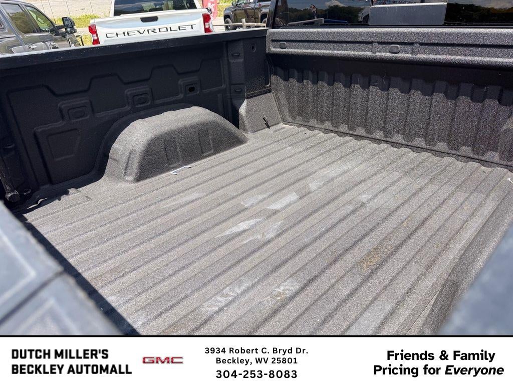 2021 GMC Sierra SLT