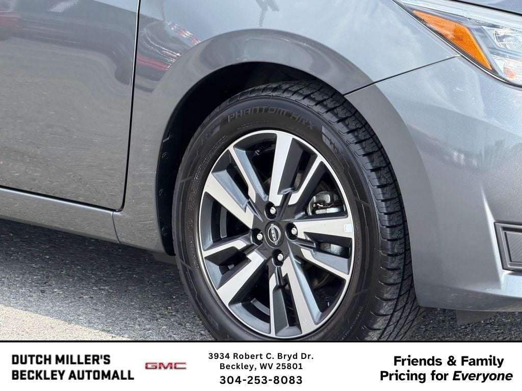 2025 Nissan Versa SV