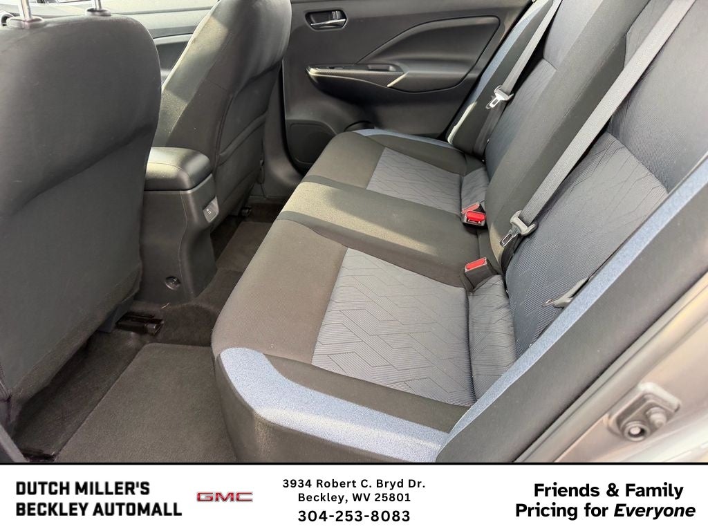 2025 Nissan Versa SV