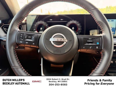 2025 Nissan Kicks SR