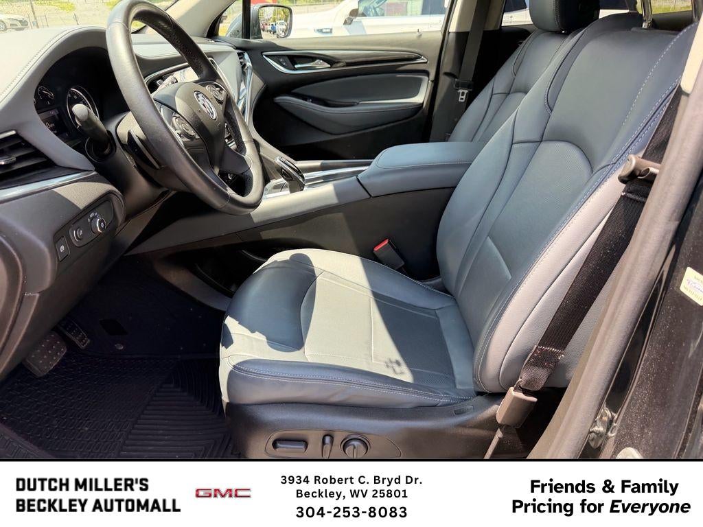 2020 Buick Enclave Essence