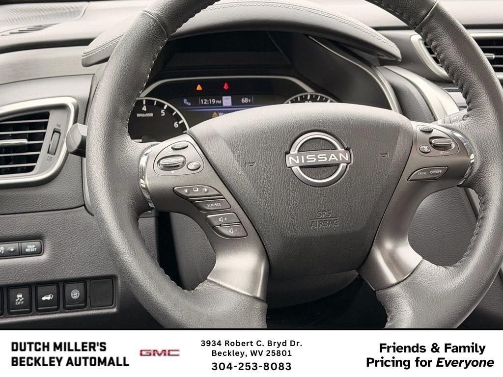 2023 Nissan Murano SL