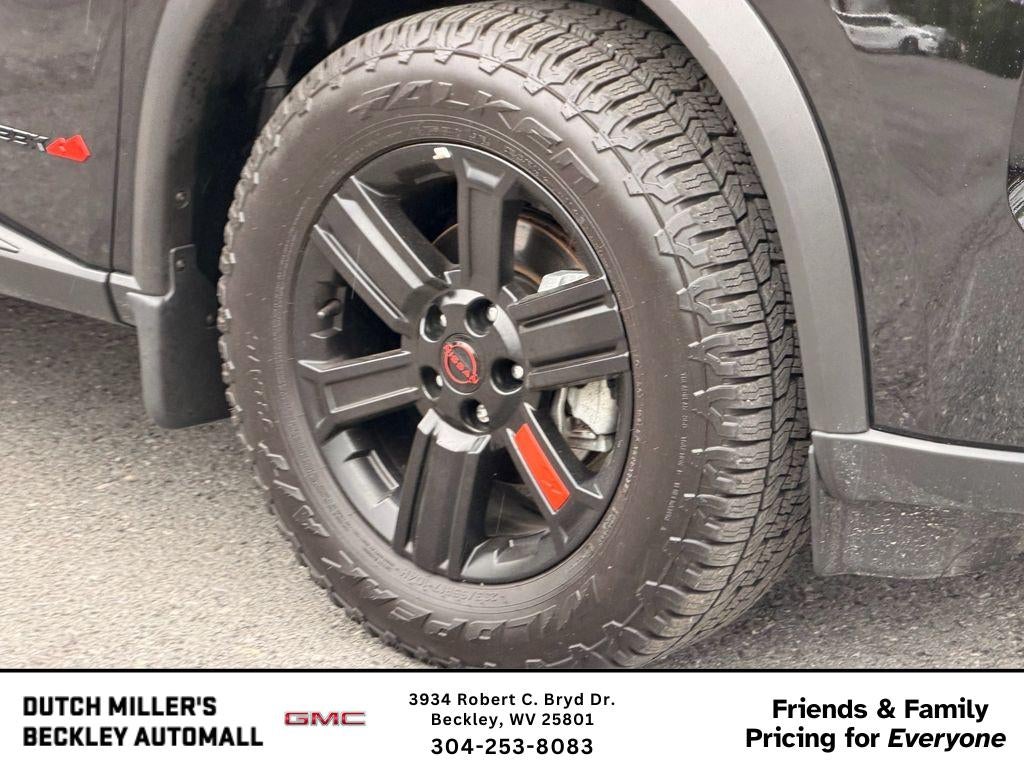 2025 Nissan Rogue Rock Creek