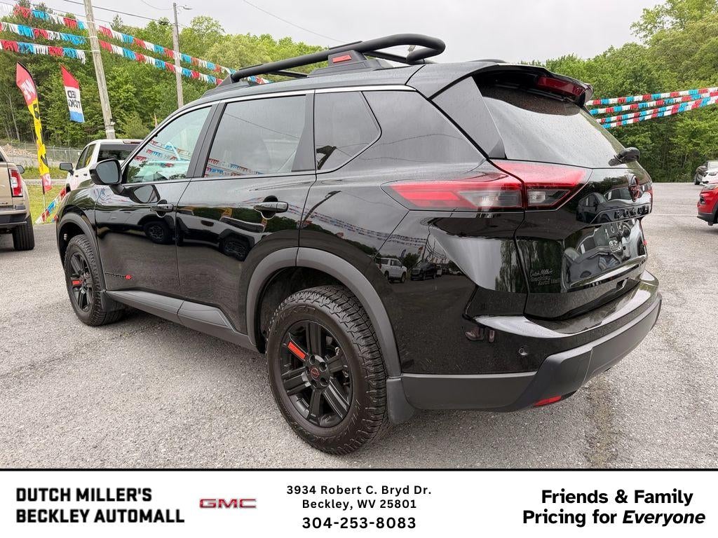 2025 Nissan Rogue Rock Creek