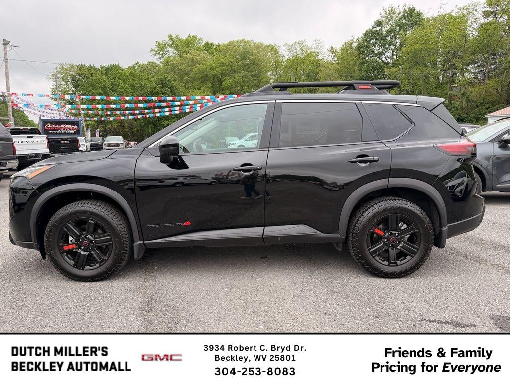 2025 Nissan Rogue Rock Creek