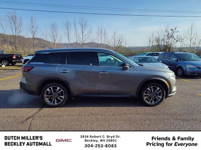 2022 INFINITI QX60 LUXE