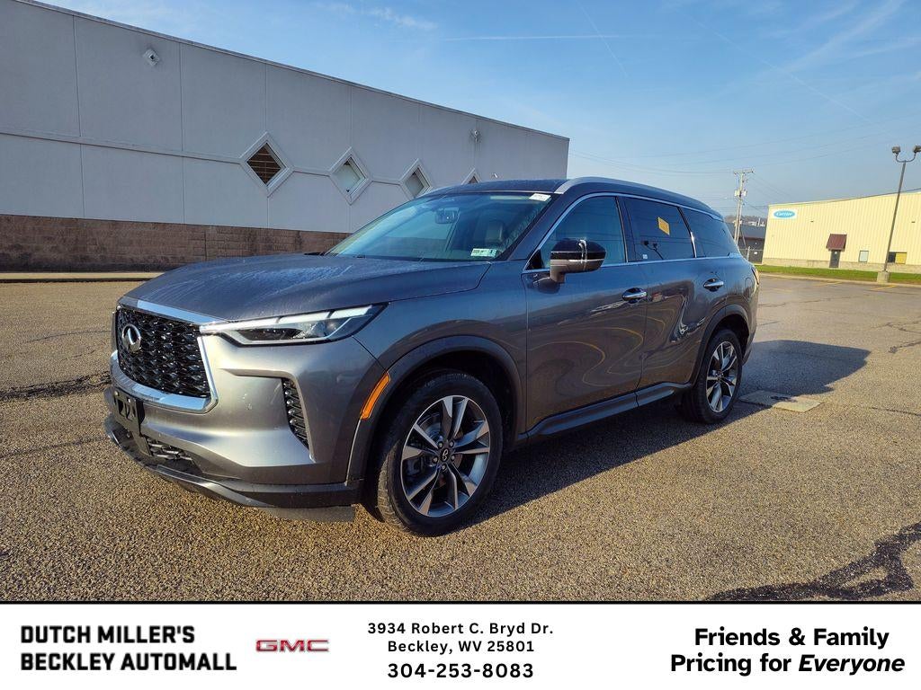 2022 INFINITI QX60 LUXE