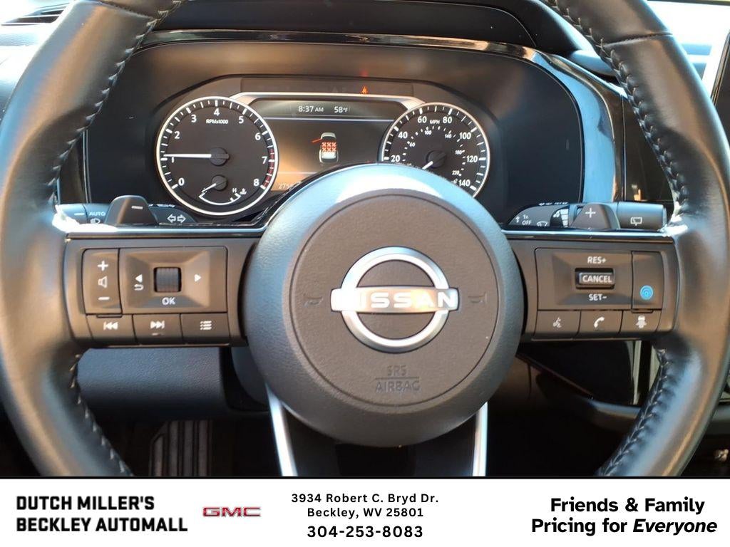 2023 Nissan Pathfinder SV