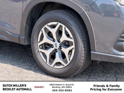 2024 Subaru Forester Premium