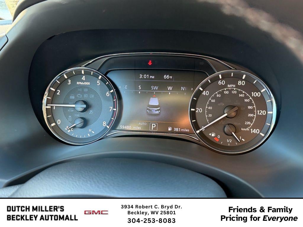 2024 INFINITI QX80 LUXE